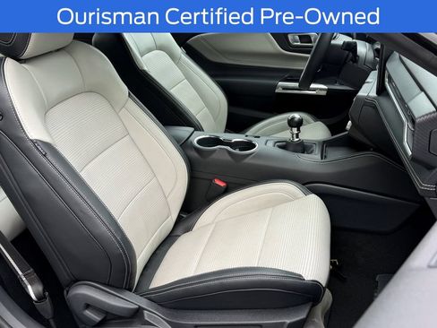 Used 2025 Ford Mustang GT Premium RWD image 29