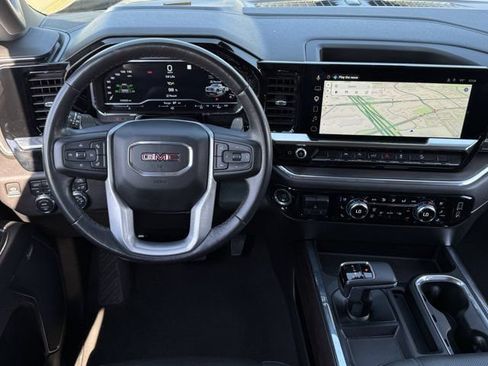 Used 2023 GMC Sierra 1500 SLT AWD/4WD image 12