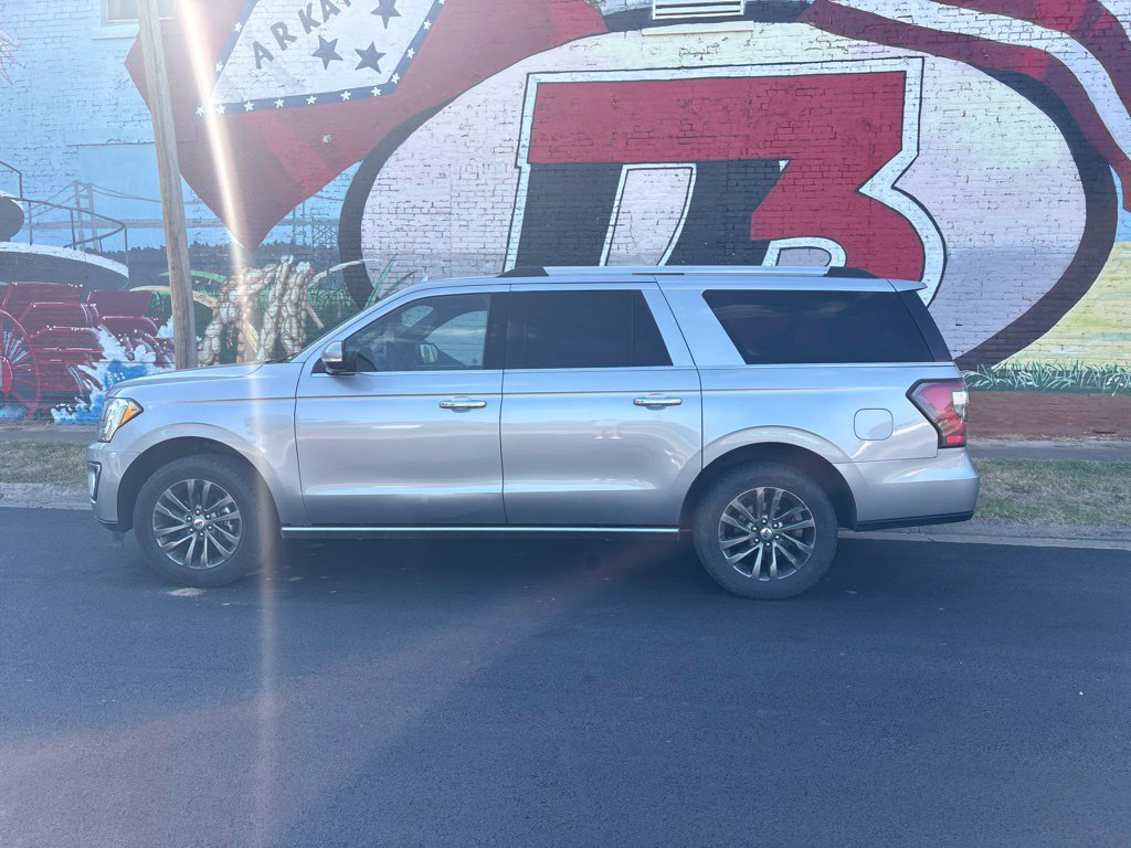Used 2021 Ford Expedition Max Limited AWD/4WD image 3