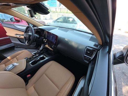 Used 2023 Lexus NX 350 AWD image 18