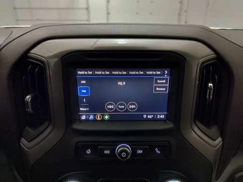 Used 2024 GMC Sierra 1500 Pro w/ Pro Value Package AWD/4WD image 23