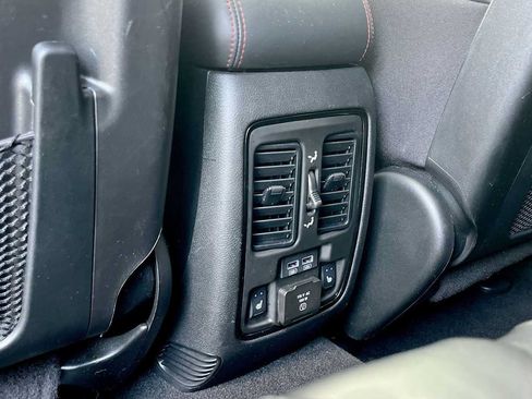 Used 2024 Dodge Durango R/T AWD/4WD image 38