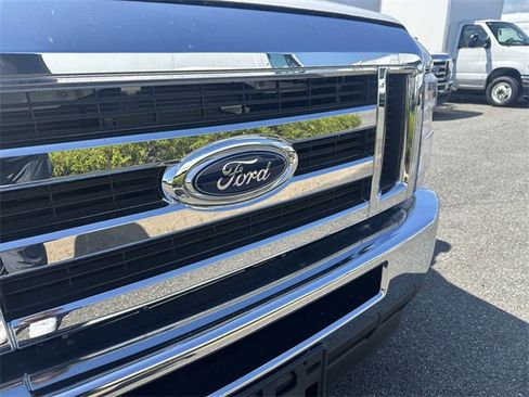 New 2024 Ford E-350 and Econoline 350 Super Duty w/ Power Windows & Locks Group image 10