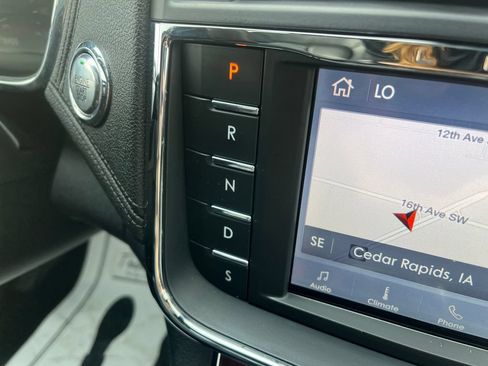 Used 2020 Lincoln Continental AWD w/ Premium Package image 23