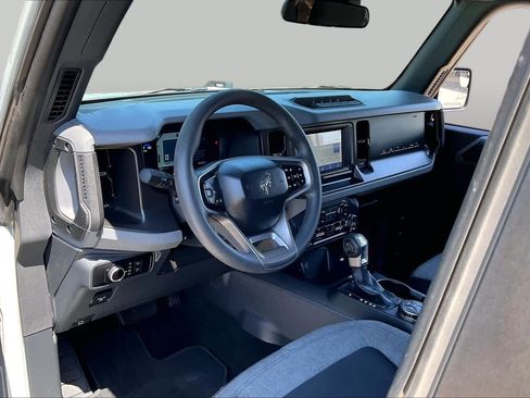 Used 2023 Ford Bronco 4-Door w/ Sasquatch Package AWD/4WD image 17