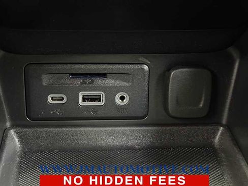 Used 2022 GMC Terrain SLT w/ Tech Package image 36