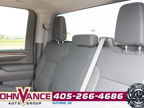 Used 2025 Chevrolet Silverado 2500 LT w/ Convenience Package AWD/4WD image 22