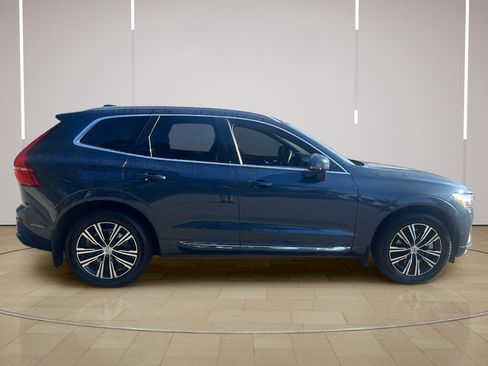 Used 2022 Volvo XC60 B6 Inscription AWD/4WD image 8