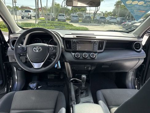 Used 2017 Toyota RAV4 LE FWD image 36
