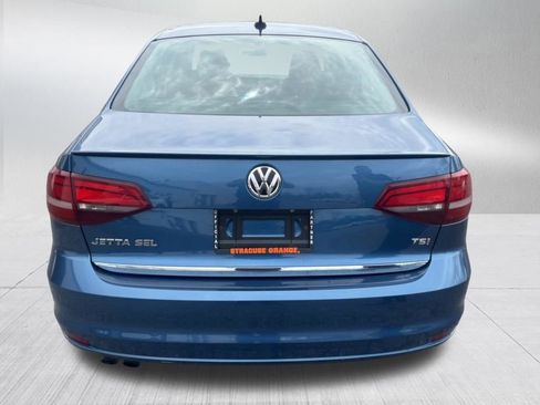 Used 2017 Volkswagen Jetta SEL FWD image 6