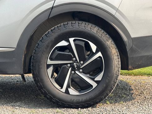 Used 2023 Kia Sportage LX AWD/4WD image 43
