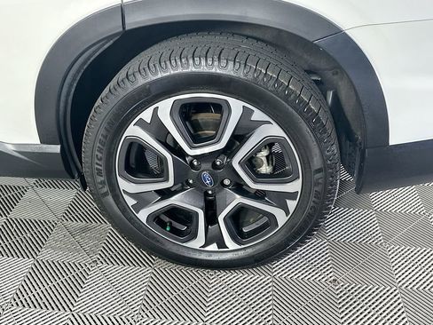 Certified 2023 Subaru Ascent Limited w/ Technology Package AWD/4WD image 41