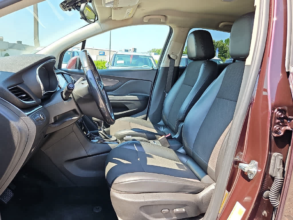 Used 2018 Buick Encore Preferred FWD image 12
