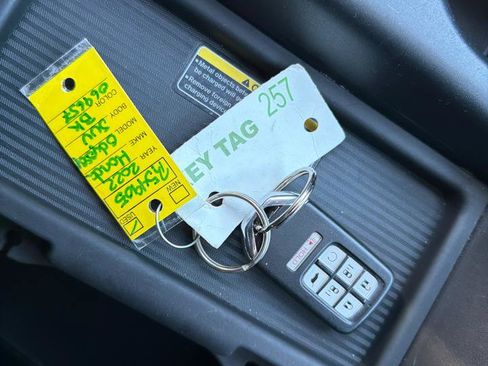 Used 2022 Honda Odyssey Elite image 32