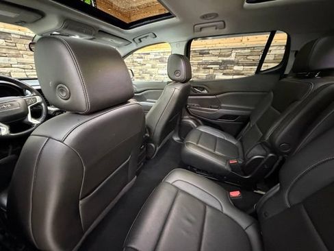 Used 2022 GMC Acadia SLT w/ Elevation Edition AWD/4WD image 31