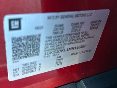 Used 2021 GMC Yukon Denali w/ Denali Premium Package image 29