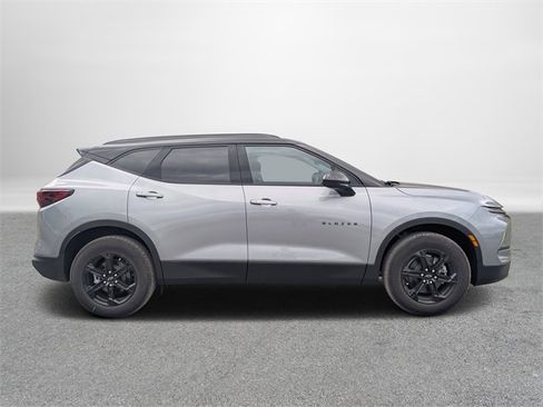 New 2025 Chevrolet Blazer LT w/ Midnight/Sport Edition image 3
