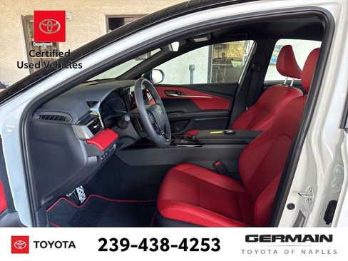 Used 2025 Toyota Camry XSE image 33