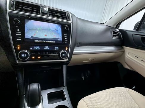 Used 2019 Subaru Outback 2.5i Premium image 20