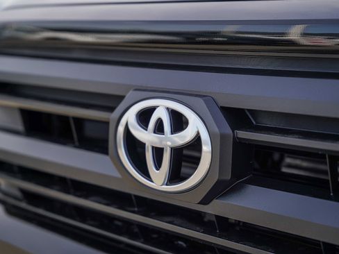 New 2026 Toyota Tacoma SR5 image 6