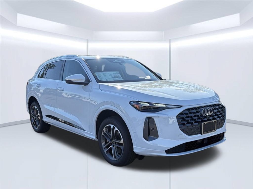New 2026 Audi Q5 Premium AWD/4WD image 10