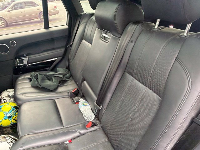 Used 2017 Land Rover Range Rover HSE AWD/4WD image 18