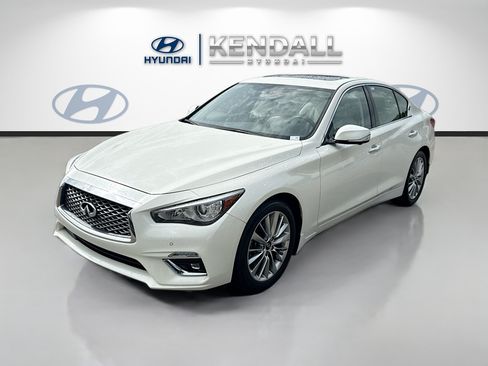 Used 2023 INFINITI Q50 Luxe w/ Cargo Package AWD/4WD image 3