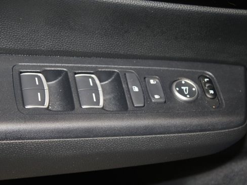 Used 2025 Honda CR-V EX-L image 9