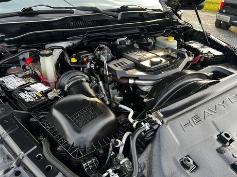 Used 2015 RAM 2500 Limited image 21