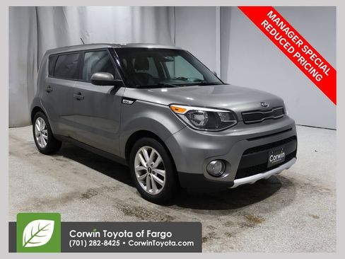 Used 2018 Kia Soul + image 1