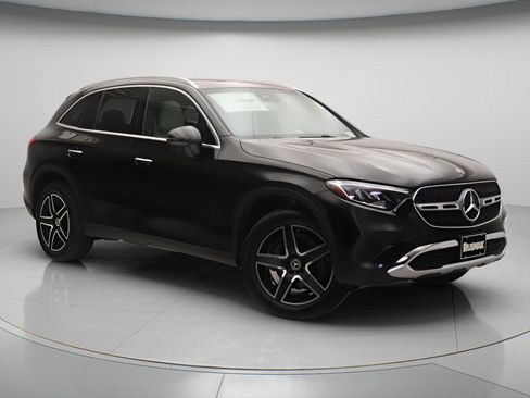 New 2026 Mercedes-Benz GLC 300 image 1