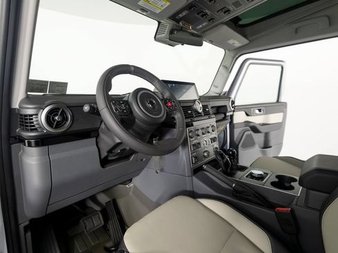 New 2025 INEOS Grenadier Fieldmaster Edition AWD/4WD image 15