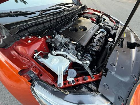 Used 2019 Nissan Altima 2.5 SR w/ SR Premium Package image 32