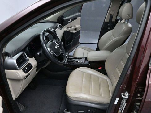 Used 2020 Kia Sorento EX FWD image 11
