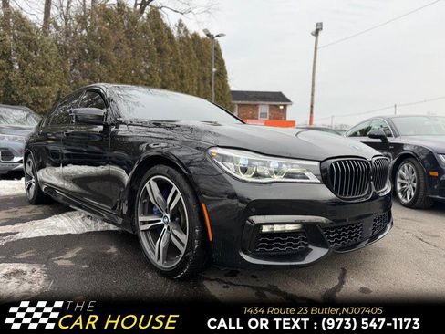 Used 2017 BMW 750i image 6