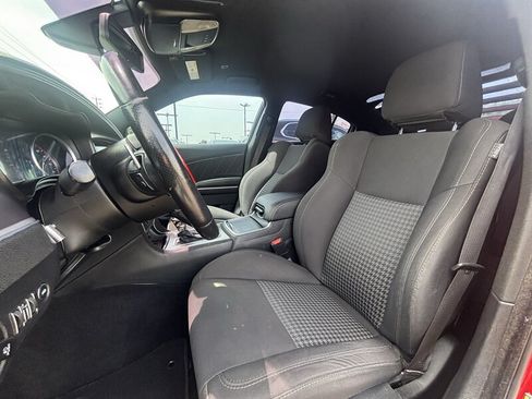 Used 2019 Dodge Charger R/T RWD image 10