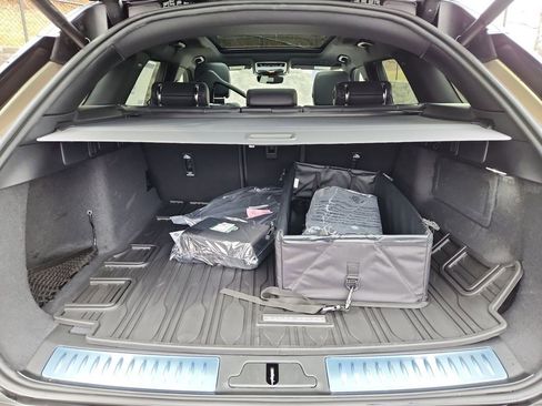 New 2026 Land Rover Range Rover Velar S AWD/4WD image 15