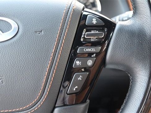 Used 2024 INFINITI QX80 Sensory image 13