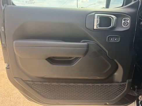 New 2025 Jeep Wrangler Sport S image 21