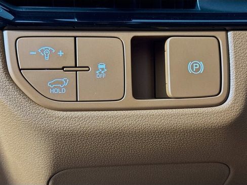 Certified 2026 Kia Sportage X-Line w/ X-Line Premium Package image 12