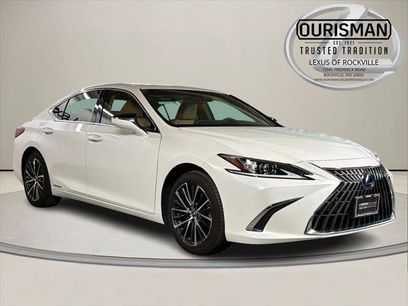 Certified 2022 Lexus ES 300h w/ Premium Package
