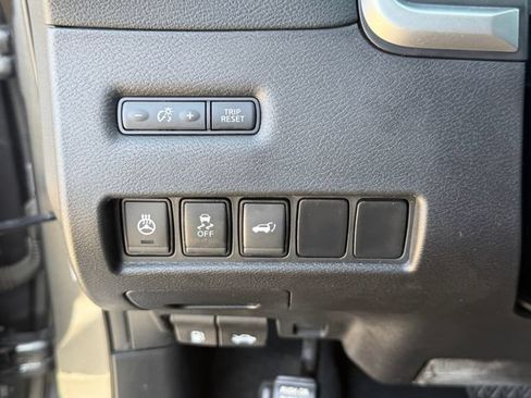Used 2019 Nissan Murano SL w/ Cargo Package FWD image 28