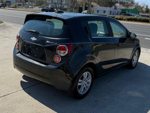 Used 2015 Chevrolet Sonic LT image 4