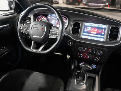 Used 2022 Dodge Charger Scat Pack RWD image 11