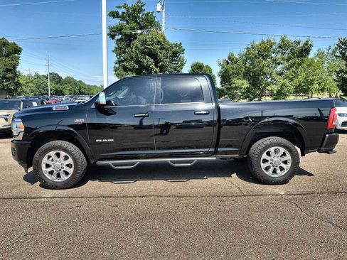 Used 2022 RAM 2500 Laramie AWD/4WD image 5