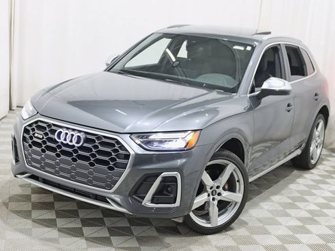 Used 2024 Audi SQ5 Premium w/ 21" Wheel Package AWD/4WD image 5