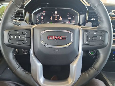Used 2025 GMC Sierra 1500 SLT w/ SLT Premium Plus Package AWD/4WD image 15