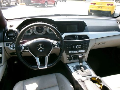 Used 2014 Mercedes-Benz C 250 Sedan image 13