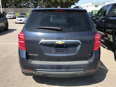 Used 2017 Chevrolet Equinox LT w/ Convenience Package FWD image 12