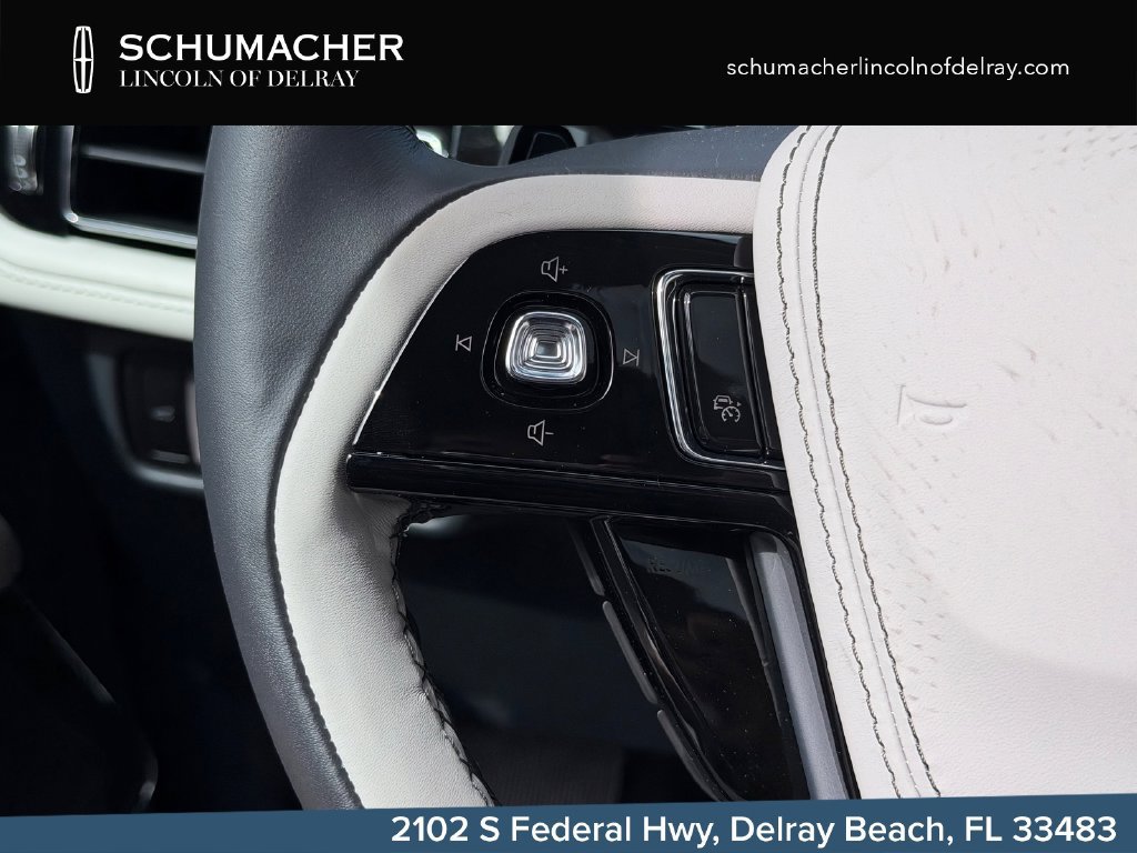 New 2027 Lincoln Aviator 2WD image 24